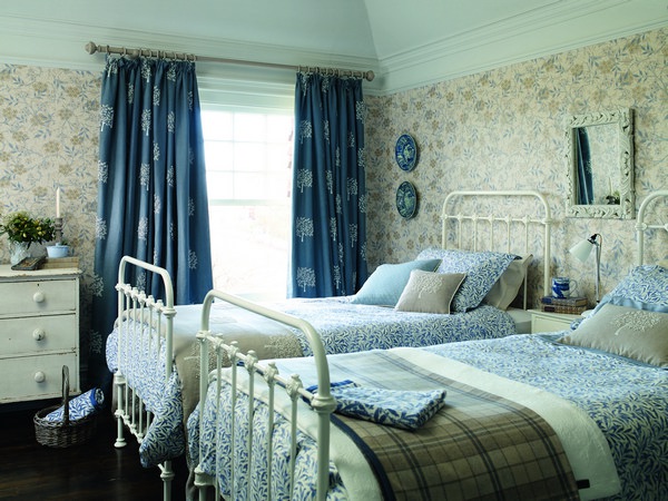 DM3W214724%20ROOMSET2